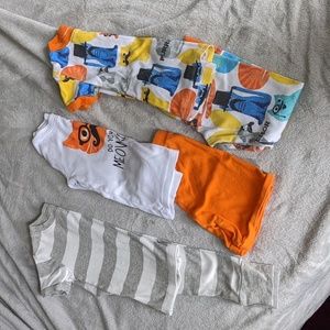 3 pairs of Boys XS Pajamas